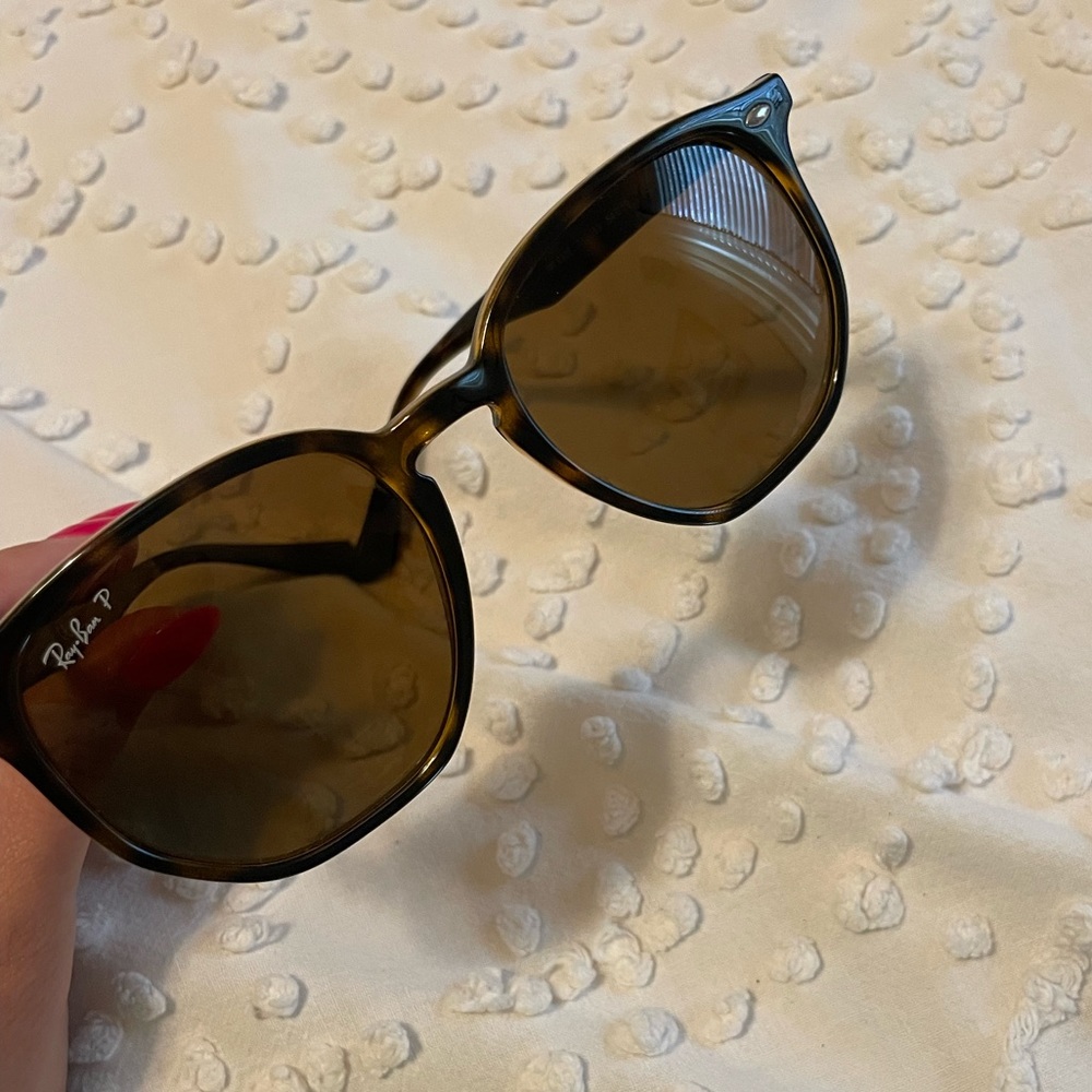 Polarized Ray-Ban Tortoise Shell Frame - image 1